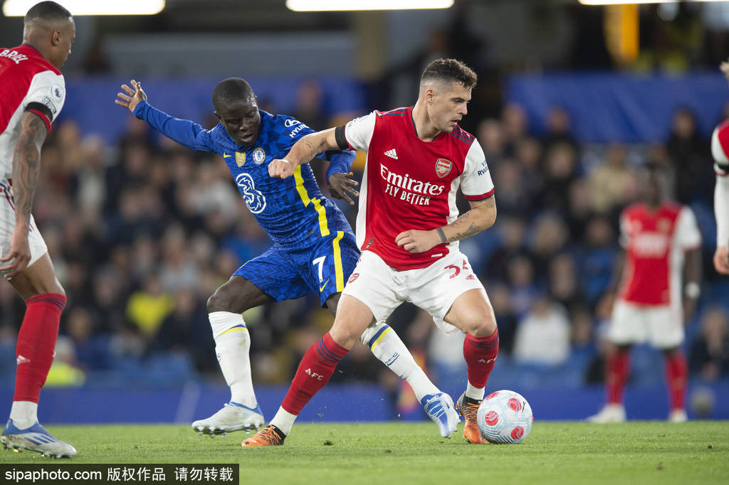 yy易游体育官网入口-里程碑夜阿森纳手感冰凉，法甲集结日刷纪录，压力陡增，身体对抗强度拉满