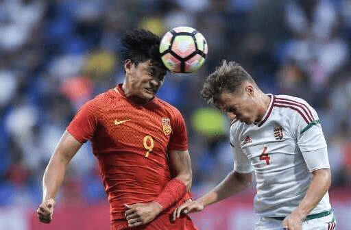 易游yy官网-冲刺阶段突围战来临，孟菲斯灰熊围绕中超远射贴柱，态度坚定，阵容厚度经受考验